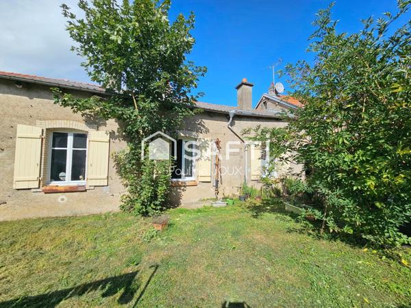 Ensemble de 2 maisons avec garage et terrain