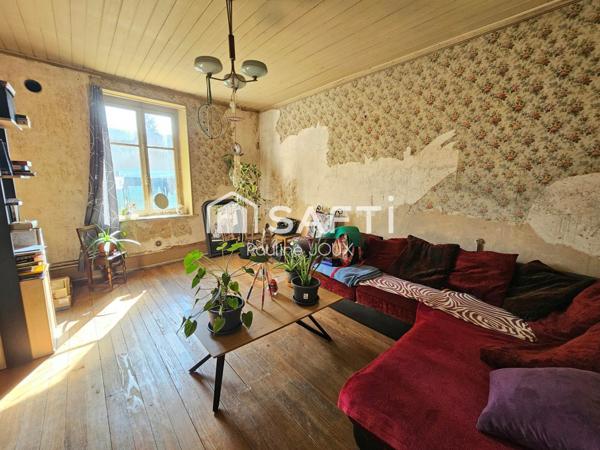 Ensemble de 2 maisons avec garage et terrain