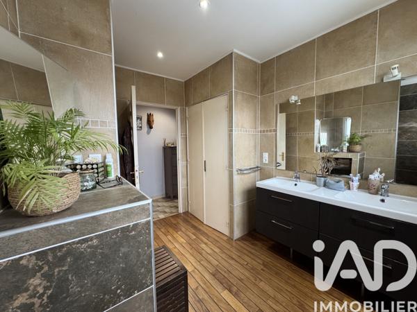Maison à vendre 8 pièces 270 m² Billère