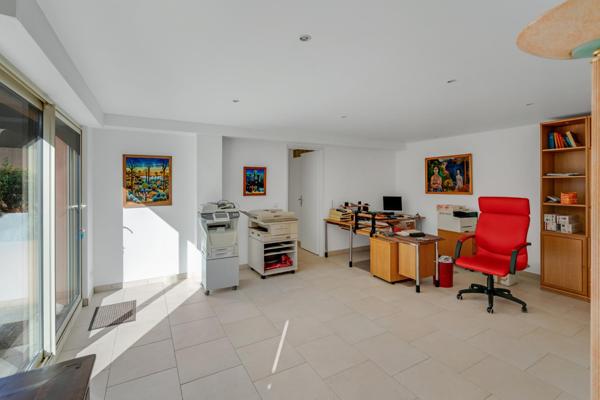 Maison à vendre  8 pièces - 300 m2 CAVALAIRE SUR MER - 83