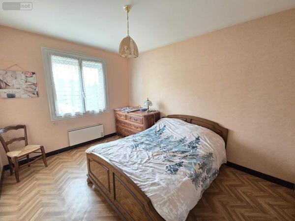 Maison à vendre à Saint-Genouph dans l'Indre-et-Loire (37510), ref : 001/2476   
BALLAN MIRE