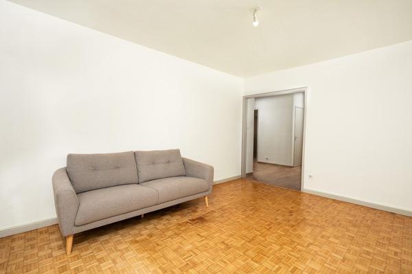 Appartement à SAINT-ETIENNE, 42000 - 2 pièces 53m²