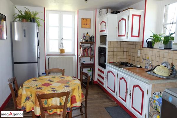 Maison à SAINT-GERMAIN-LES-VERGNES, 19330 - 4 pièces 96m²