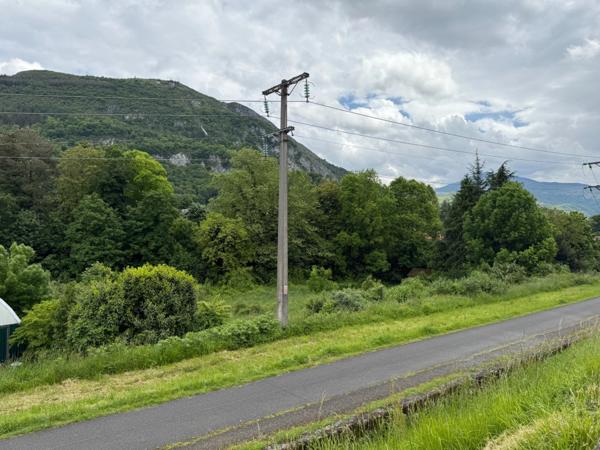 Terrain à vendre centre ville de Lourdes