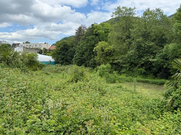 Terrain à vendre centre ville de Lourdes