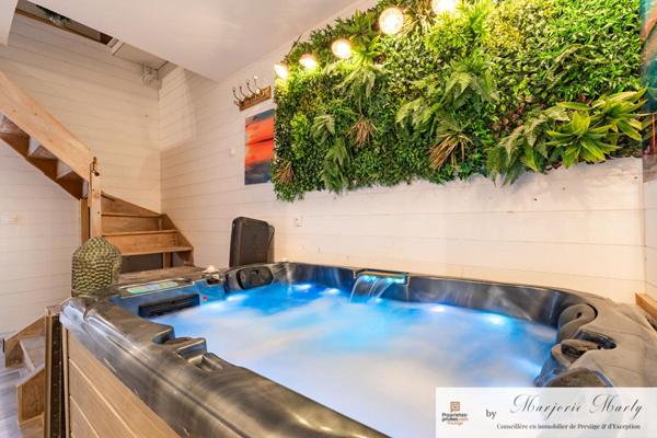 Vente Loft sur garage - Montbrun Des Corbieres (11700) - 5 pièce(s) - 175 m2 -  235 000