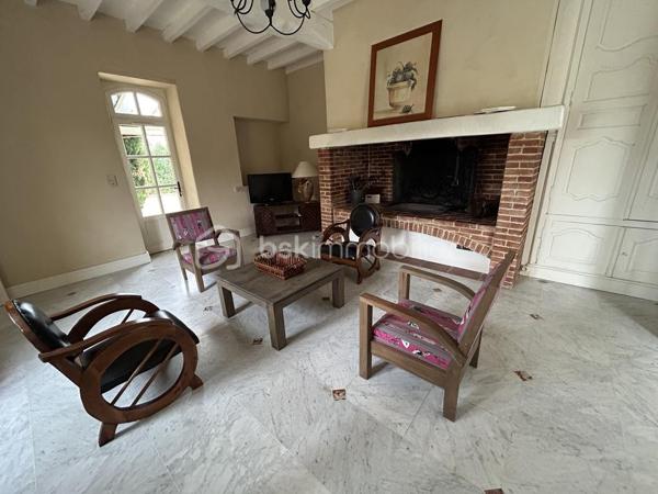 Maison de 332 m²