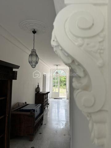 Maison de 332 m²