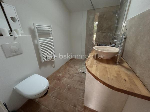 Maison de 332 m²