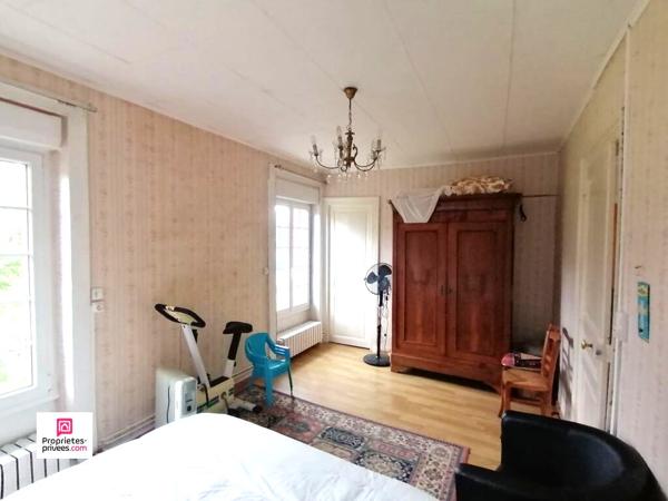 JUVIGNY SOUS ANDAINES (61140) proximité station thermale de  BAGNOLES DE L'ORNE , ANCIENNE GARE FERROVIAIRE  5 pièces, 3 chambres, 100 m2 environ, PRIX 96 300, honoraires 7% à la charge de l'acquéreur soit 90 000 hors honorairess