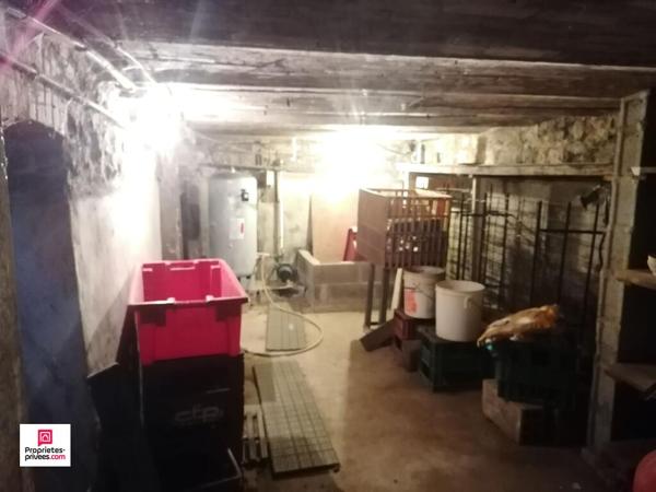 JUVIGNY SOUS ANDAINES (61140) proximité station thermale de  BAGNOLES DE L'ORNE , ANCIENNE GARE FERROVIAIRE  5 pièces, 3 chambres, 100 m2 environ, PRIX 96 300, honoraires 7% à la charge de l'acquéreur soit 90 000 hors honorairess