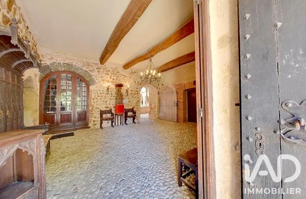 Immeuble à vendre 3 806 m² Passa