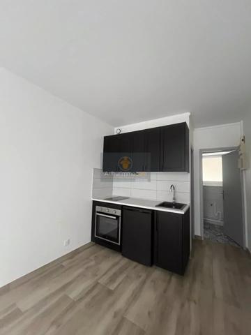 Location                                                      Appartement
                        
                     1 pièces                      23 m2                     à Langres