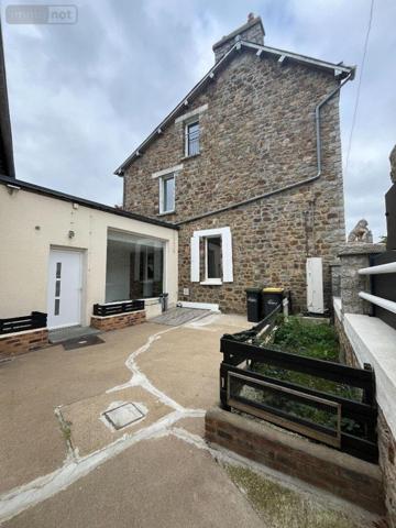 Maison à louer à Irodouër en Ille-et-Vilaine (35850), ref : 048-L2006V   
+25 km Ouest de RENNES