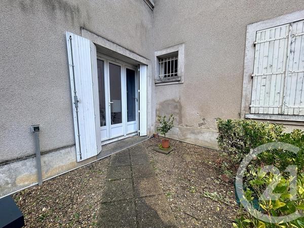 Appartement F1 à vendre  1 pièce - 25,04 m2 MONTEREAU FAULT YONNE - 77