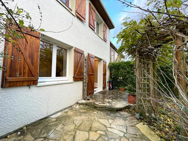 Spacieux Pavillon 6 pièces avec terrasse ensoleillée