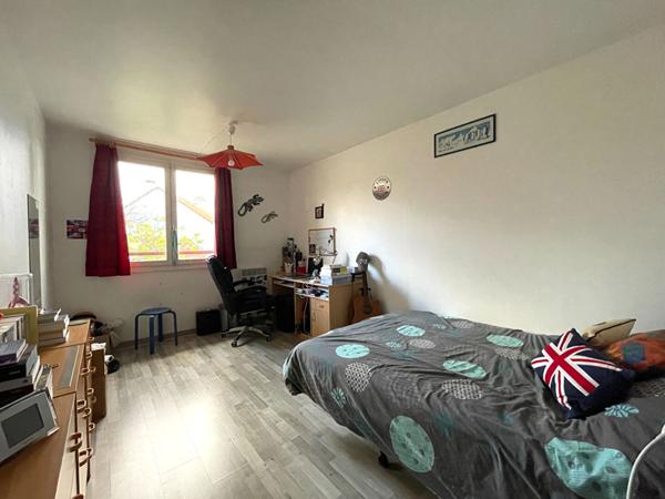 Spacieux Pavillon 6 pièces avec terrasse ensoleillée