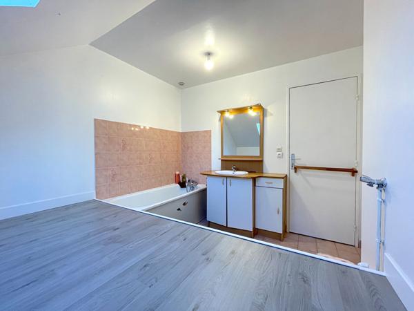 Spacieux Pavillon 6 pièces avec terrasse ensoleillée