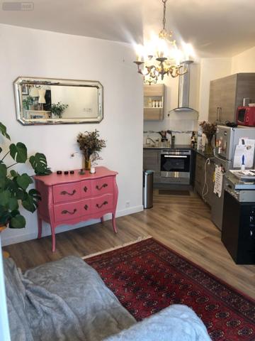 Appartement à vendre à Paris 18e arrondissement à Paris (75018), ref : DAMREMONT   
DAMRÉMONT