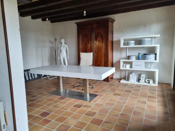 Albussac- Beynat -Grande maison sur 3000 m2 terrain