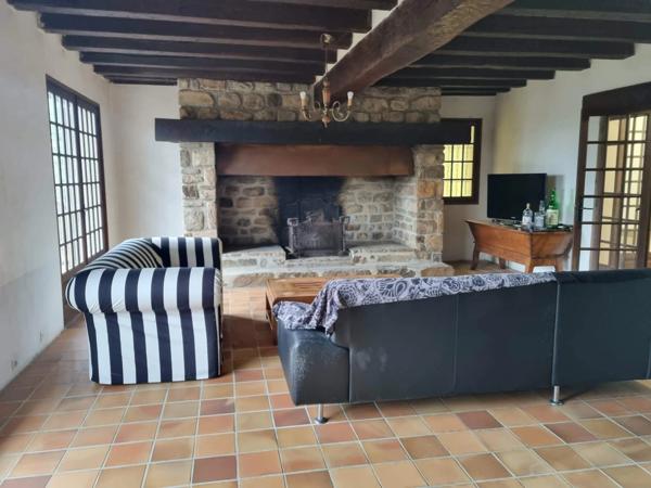 Albussac- Beynat -Grande maison sur 3000 m2 terrain
