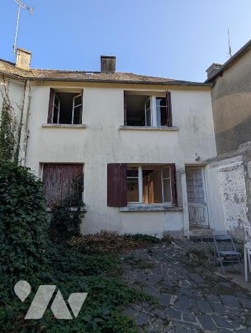 Exclusivité A rénover maison de bourg 