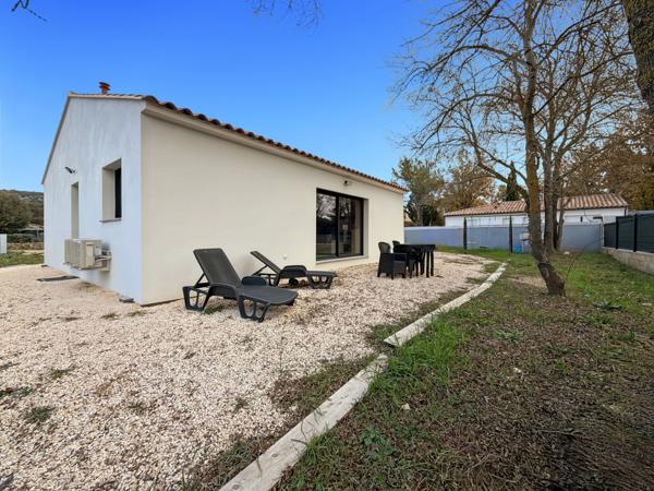 Sainte-Anastasie-sur-Issole (83136) Maison de plain-pied de 2024, 90m², 3 chambres, 700m² de terrain