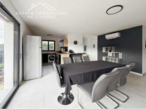 Sainte-Anastasie-sur-Issole (83136) Maison de plain-pied de 2024, 90m², 3 chambres, 700m² de terrain