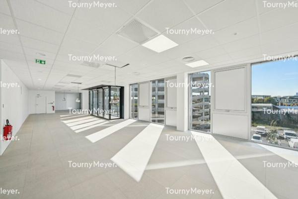 BUREAUX A VENDRE OU A LOUER - BORDEAUX RAVEZIES