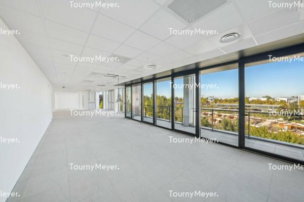 BUREAUX A VENDRE OU A LOUER - BORDEAUX RAVEZIES