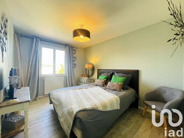 Maison 5 pièces de 120 m² à Châteaugay (63119)