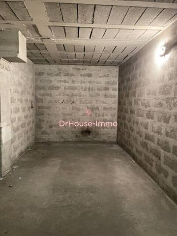 Parking / Box à louer de 12 m²