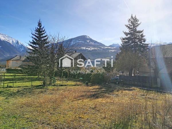 Terrain avec bornage et étude de sols faits!!