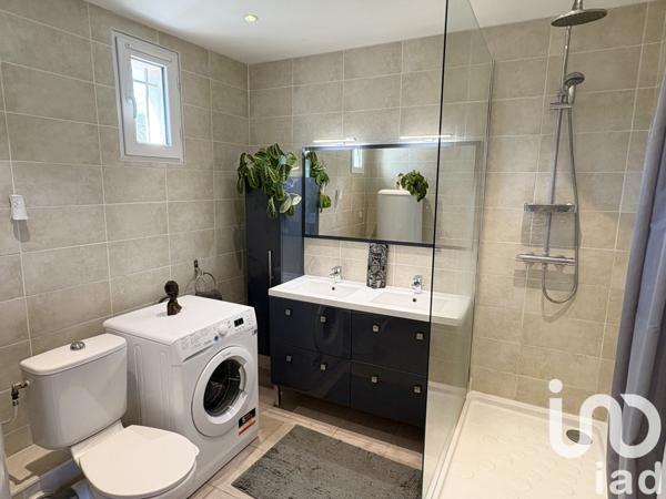 House for sale 3 rooms 82 m² Saint-Mathieu-de-Tréviers