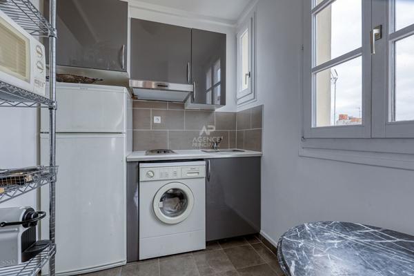 Appartement Nanterre 2 pièces 47 m2, Hyper Centre €275 000 ** - Ref : 14292