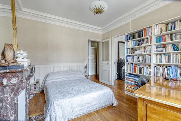 Appartement Nanterre 2 pièces 47 m2, Hyper Centre €275 000 ** - Ref : 14292