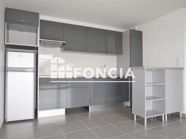 Location Appartement 3 pièces 61.8 m² - RUE DE L ISERE Toulouse 31500