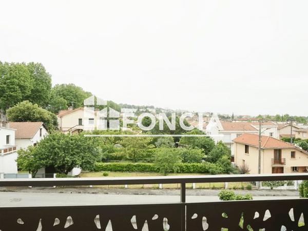 Location Appartement 3 pièces 61.8 m² - RUE DE L ISERE Toulouse 31500