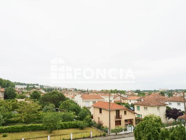 Location Appartement 3 pièces 61.8 m² - RUE DE L ISERE Toulouse 31500