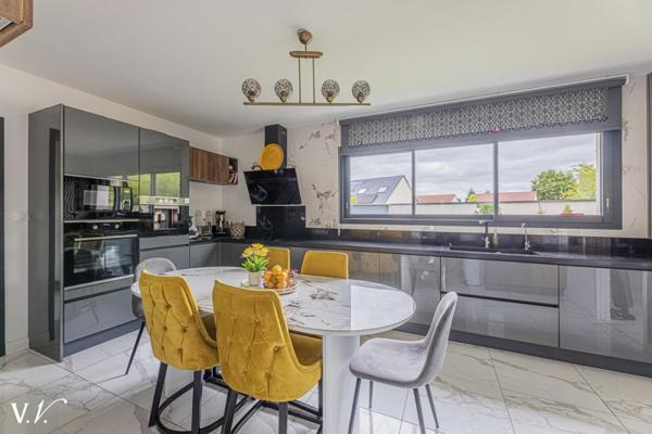 Maison à vendre 595 000 € Joué-lès-Tours 5 p 186 m² DPE A