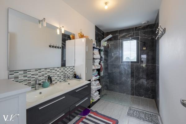 Maison à vendre 595 000 € Joué-lès-Tours 5 p 186 m² DPE A