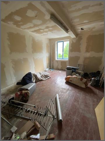 Immeuble proche Montebello avec TRAVAUX