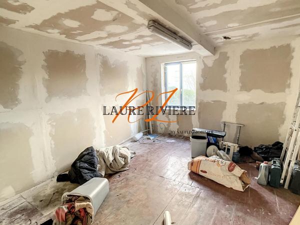 Immeuble proche Montebello avec TRAVAUX