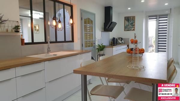 Maison 8 pièces de 212 m²