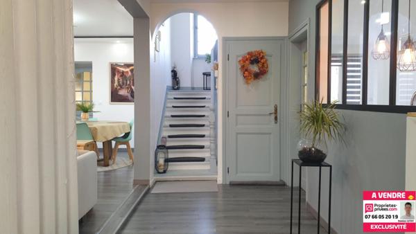 Maison 8 pièces de 212 m²