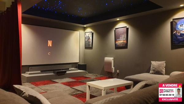 Maison 8 pièces de 212 m²