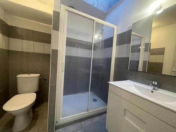 Appartement T3 + garage centre Saint Cannat