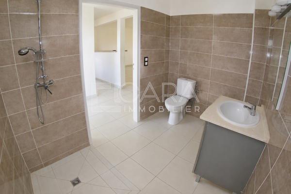Location Maison jumelée 4 Pièce(s) REMIRE-MONTJOLY (97354) 1 547 €