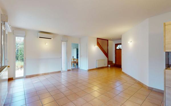 Maison à vendre    10 pièces • 178 m2 Genas