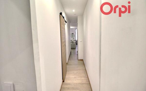Appartement à vendre    1 pièce • 48 m2 Marseille 2